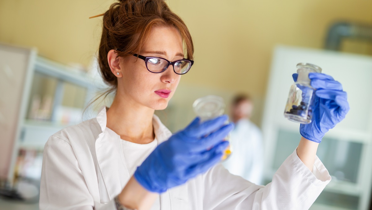 Image showing a lab tech at work to illustrate the biotech and medical video production service offered by SmartCuts creative agency studio in Lausanne and Geneva, Switzerland for the purposes of creative communication.